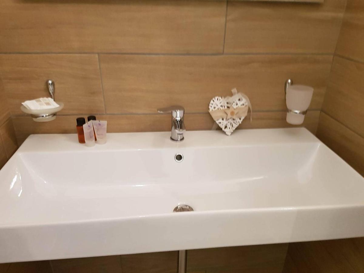 I Tesori Del Mare Bed & Breakfast Letojanni Bagian luar foto