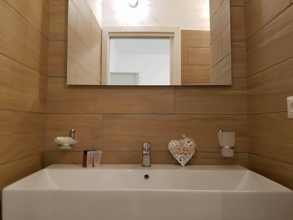 I Tesori Del Mare Bed & Breakfast Letojanni Bagian luar foto